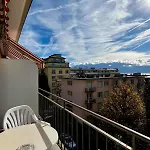 Elite Hotel