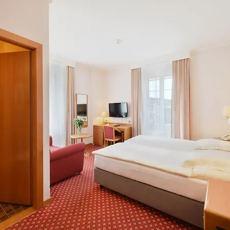 Elite Hotel 3*