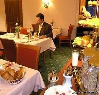 Elite Hotel 3*